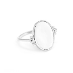 Oval Ring - White...